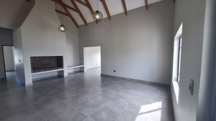 2 Bedroom Property for Sale in Laaiplek Western Cape